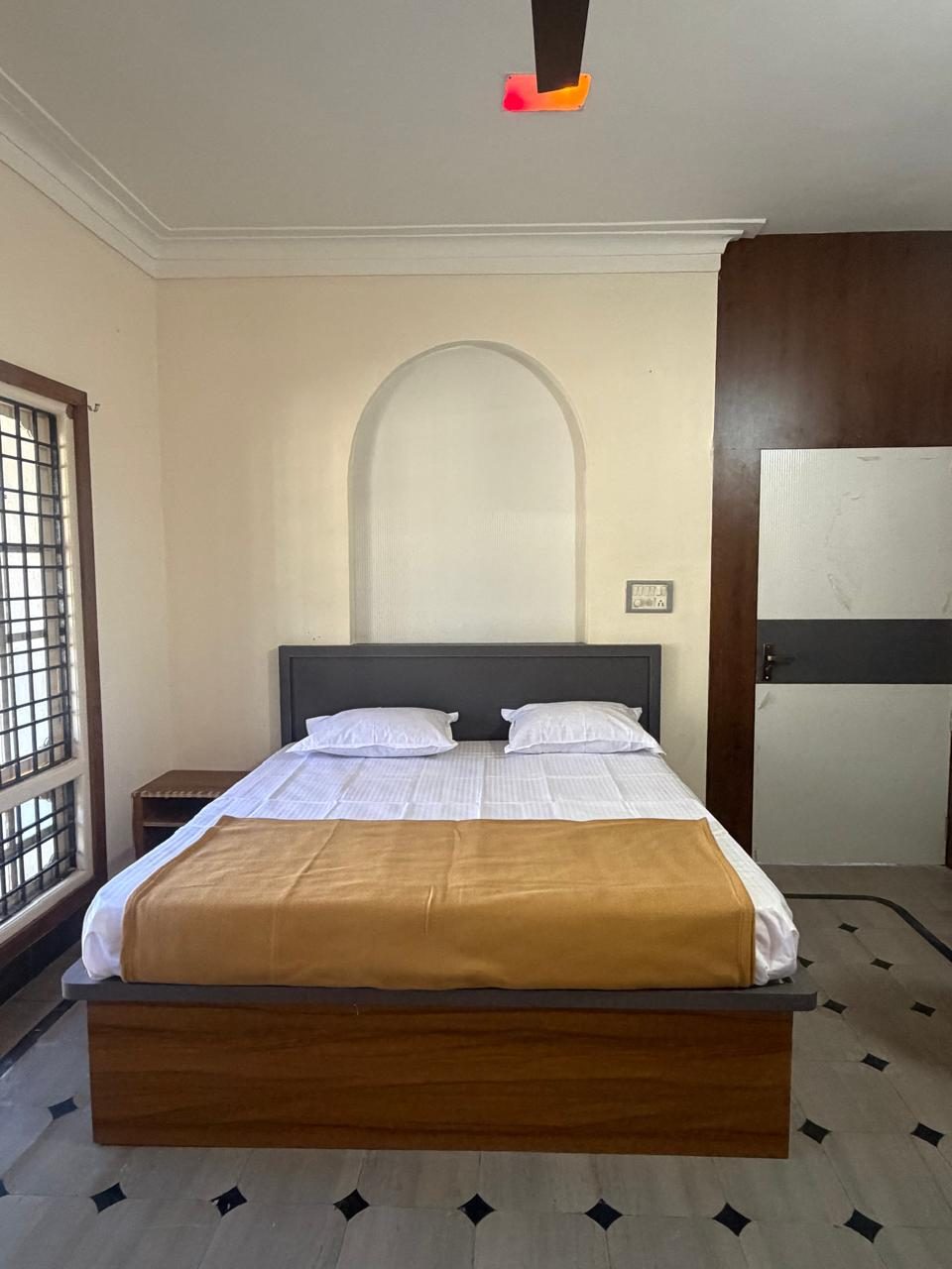 Premium room with double bed at Sala Stay In, Belur